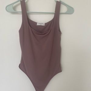 Aritzia Contour bodysuit, Babaton, Mauvedust